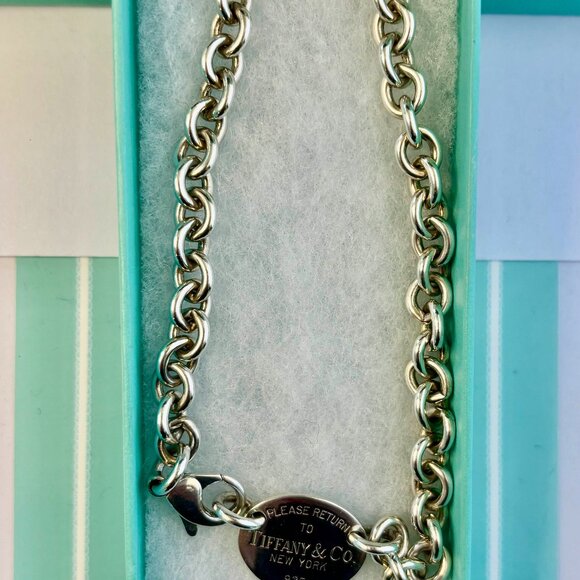 Vintage pre- own Tiffany & Co. sterling silver 925 chain link necklace with tag - Picture 2 of 4